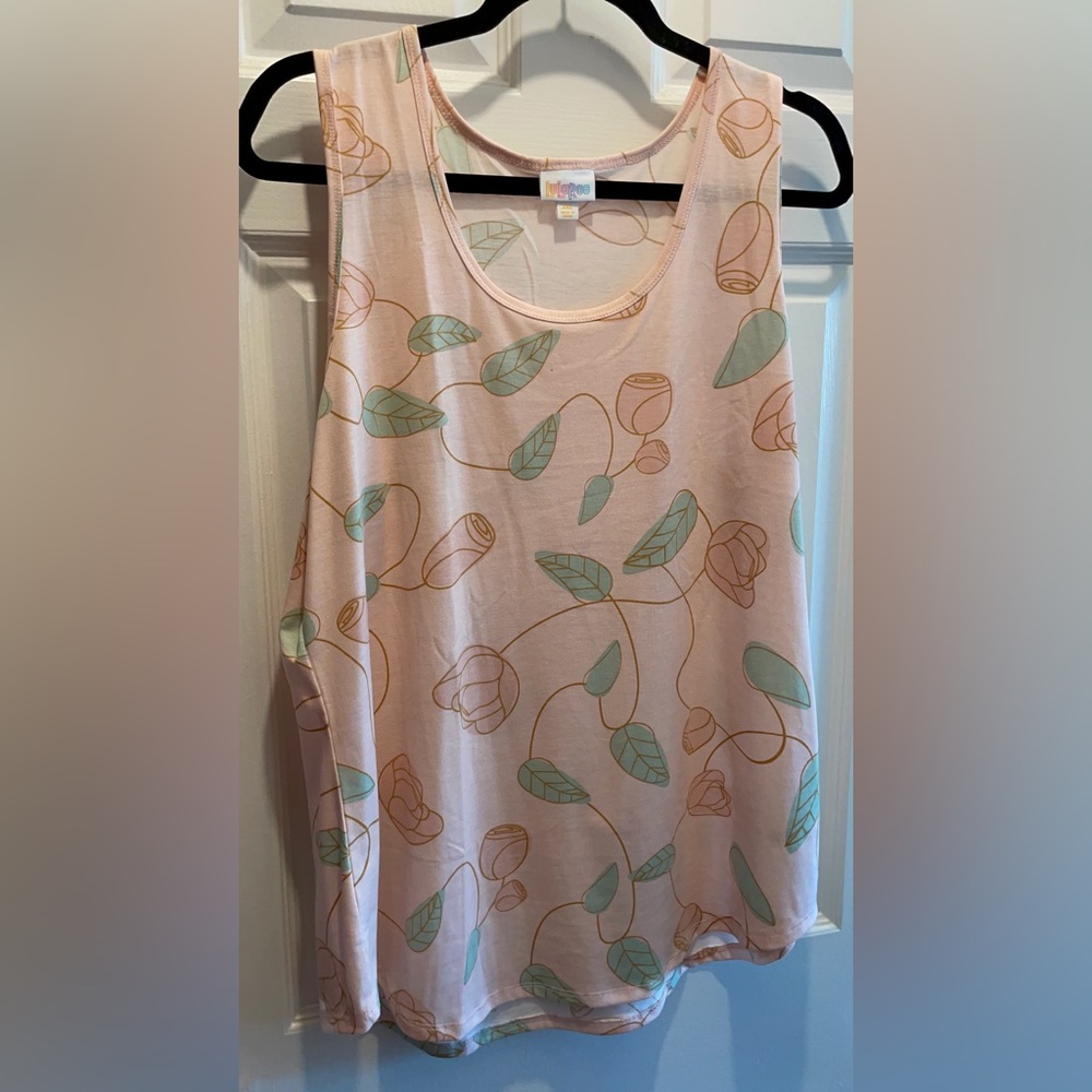 Lularoe vintage rose tank